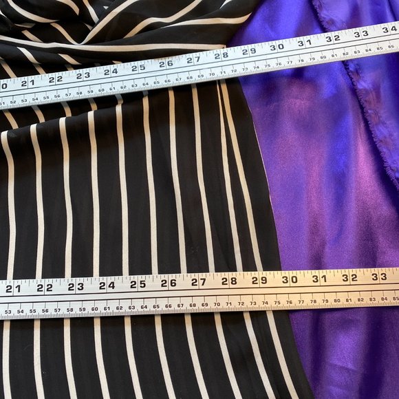 📌Violet & Claire Striped Carmen Style Blouse with 3/4 cold shoulder Sleeves - Picture 9 of 12